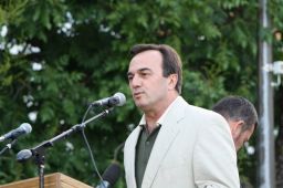 IMG_1669_th.jpg