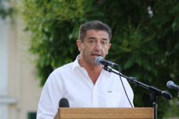 IMG_1749_th.jpg
