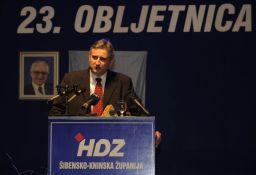 karamarko_baldekin10-080213_th.jpg