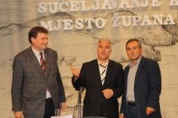 IMG_0760_th.jpg