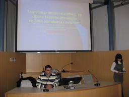 IMG_0406_th.jpg